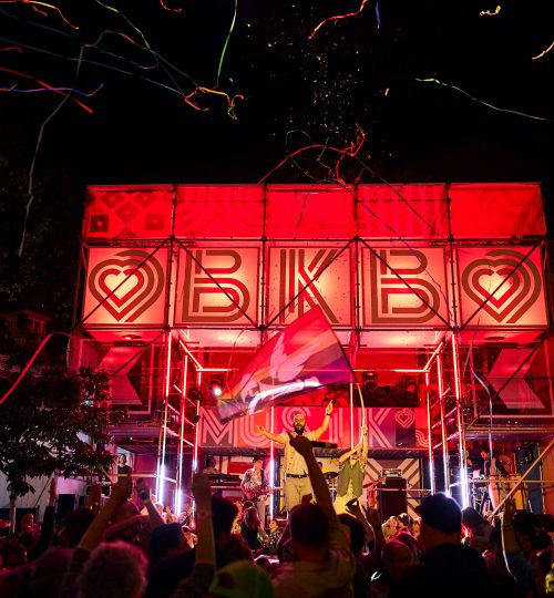 Ein letztes Mal Stadtliebe pur – Das Flâneur Festival verwandelte die Elisabethenstrasse zum grossen Finale in eine lebendige Bühne. Workshops, Musik, Kulinarik, Shopping und ein friedlich-fröhliches Miteinander machten den Abschied einzigartig.