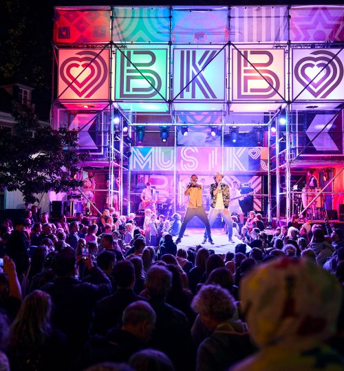 Ein letztes Mal Stadtliebe pur – Das Flâneur Festival verwandelte die Elisabethenstrasse zum grossen Finale in eine lebendige Bühne. Workshops, Musik, Kulinarik, Shopping und ein friedlich-fröhliches Miteinander machten den Abschied einzigartig.